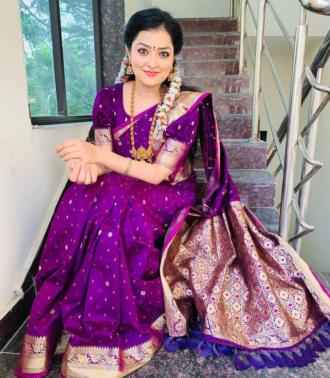 ETV Abhiruchi Madhuri Kandavalli In Violet Saree Blouse